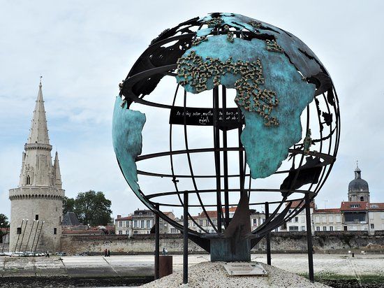 The Globe of Francophonie